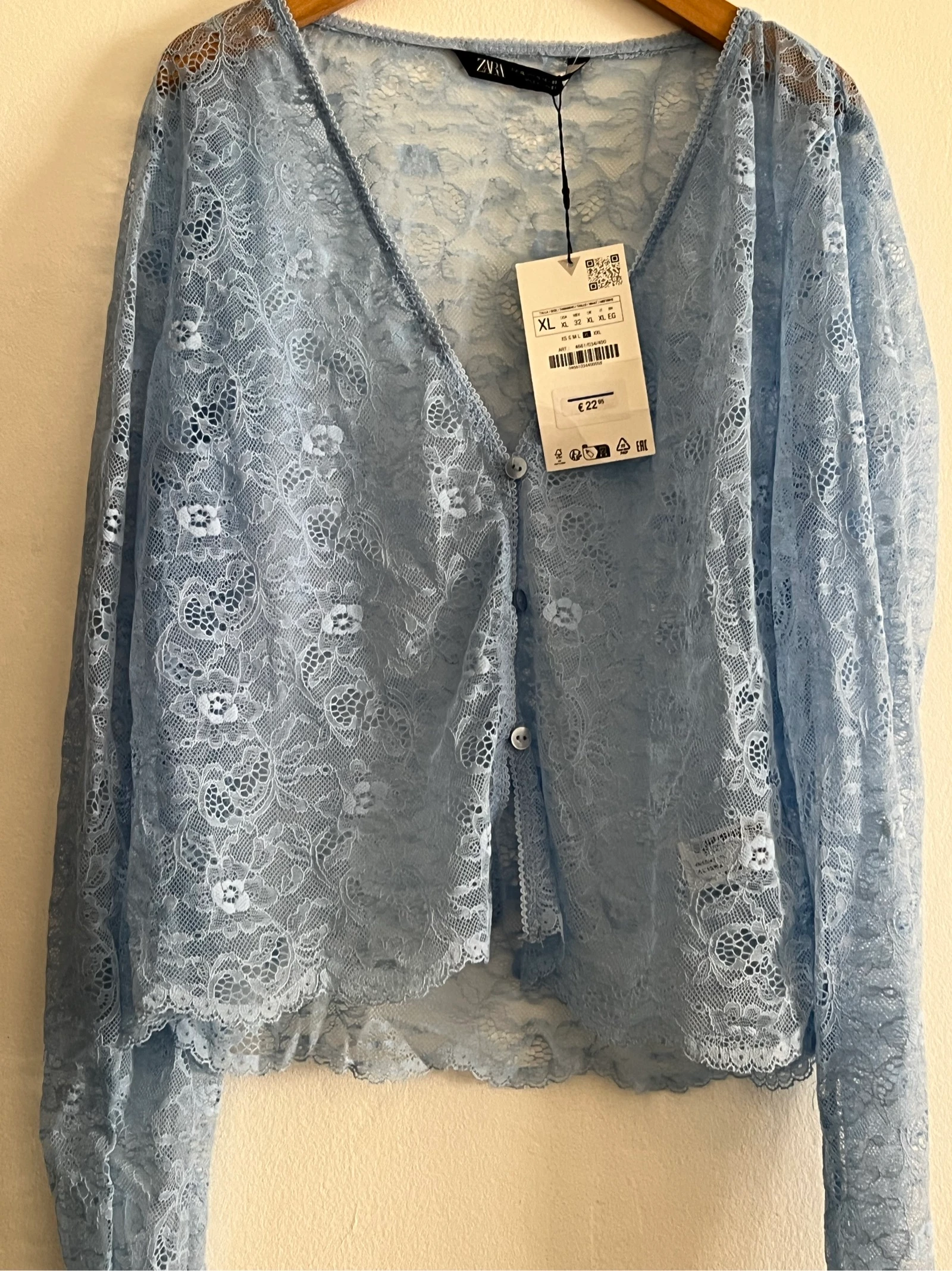 💙 Cardigan Zara en Dentelle Bleu Ciel – Neuf avec étiquette 💙